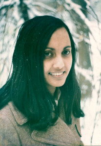 http://robotsfidelcastro.files.wordpress.com/2011/08/gulzar.jpg?w=207&h=300